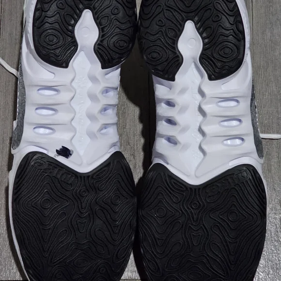 Nike Cosmic Unity 2 TB Promo Unreleased White RARE DX6649-100 Men’s Size 11 - Picture 8 of 9